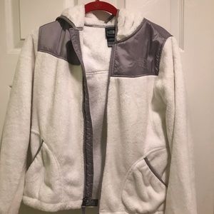 The North Face Girls Oso Hoodie